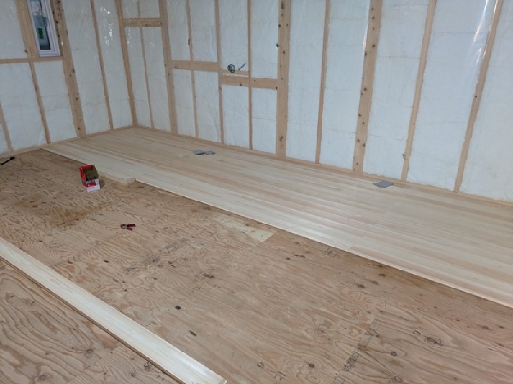 フローリング張り