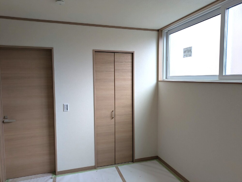 クロス貼り