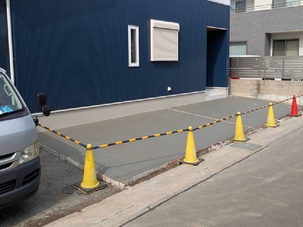 駐車場　土間コン打設
