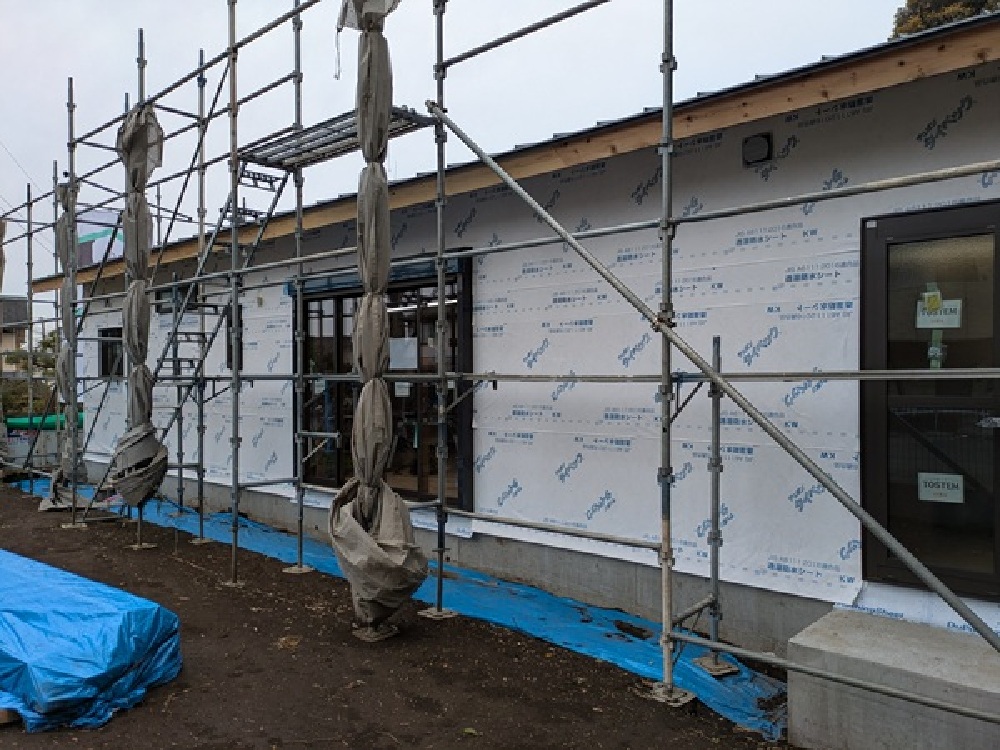 外壁透湿防水シート張り