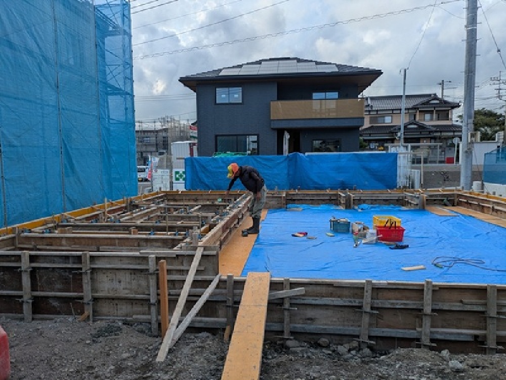 型枠、コンクリート打設