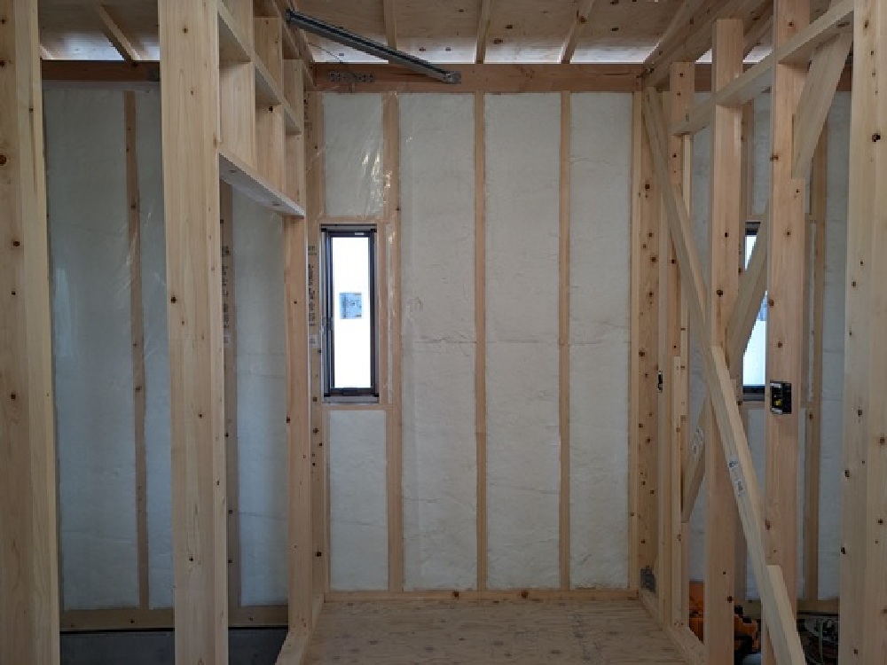 壁断熱材充填壁